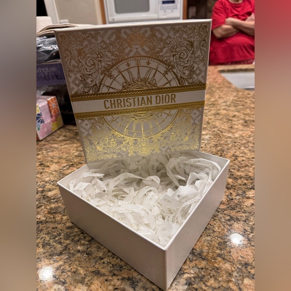 Christian Dior Holiday 2023 Gold Gift Box EMPTY - Picture 1 of 4
